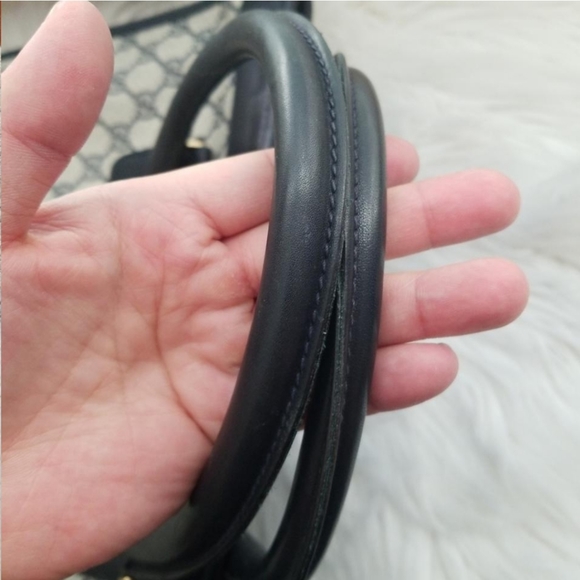 Authentic Vintage Gucci Shopper Tote - Picture 6 of 10